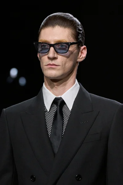 Look 35